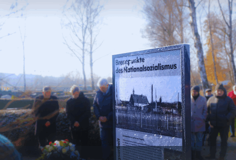 Zum Artikel "„Ein Ort, an dem Namen und Schicksale sichtbar werden“ – Gedenkstelen in Lauf an der Pegnitz, Dr. Maria Parkhomenko stellte Recherchedaten zur Verfügung"